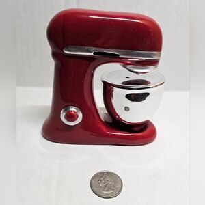 Miniature Salt And Pepper Shaker . Red Mixer.